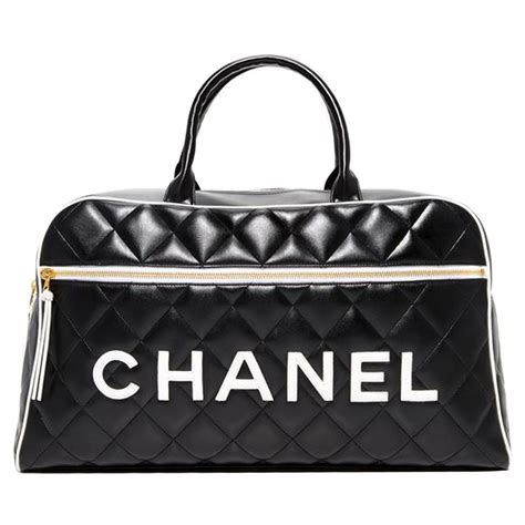 chanel duffle bag black and white